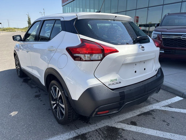 2018 Nissan Kicks SV • Accident Free Carfax • Heated Seats in Cars & Trucks in Calgary - Image 4