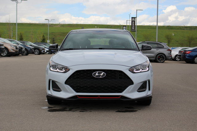 2020 Hyundai Veloster Turbo in Cars & Trucks in Calgary - Image 4