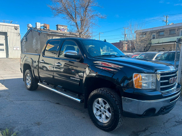 2013 GMC Sierra 1500 SLE/4x4 4dr Crew Cab 5.8 ft.  in Cars & Trucks in City of Montréal - Image 3