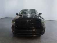 Decouvrez le parfait equilibre entre performance, durabilite et style utilitaire avec ce Ram 1500 Cl... (image 1)