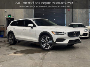 2022 Volvo V60 Cross Country T5 Momentum | Two Sets of Tires | Panoramic Sunroof | Heated Seats/Steering Wheel