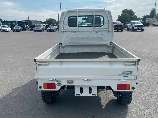 2005 Suzuki Carry Mini Truck in Cars & Trucks in Belleville - Image 6