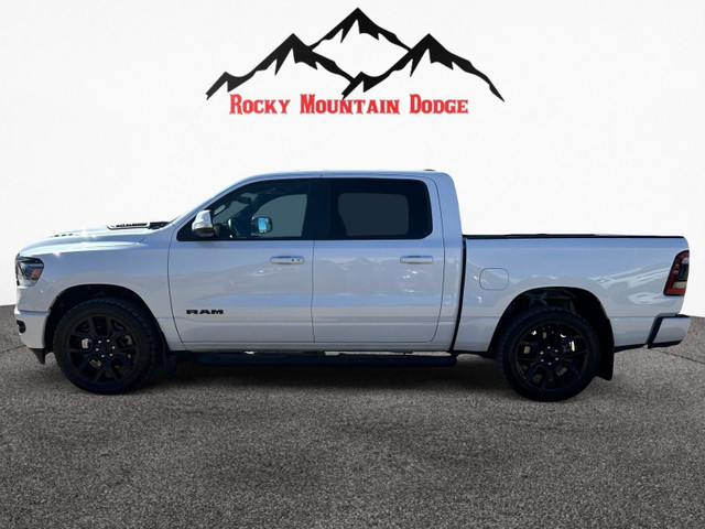 LOW MILEAGE ONE OWNER 2022 RAM 1500 CREWCAB SPORT in Cars & Trucks in Red Deer - Image 2