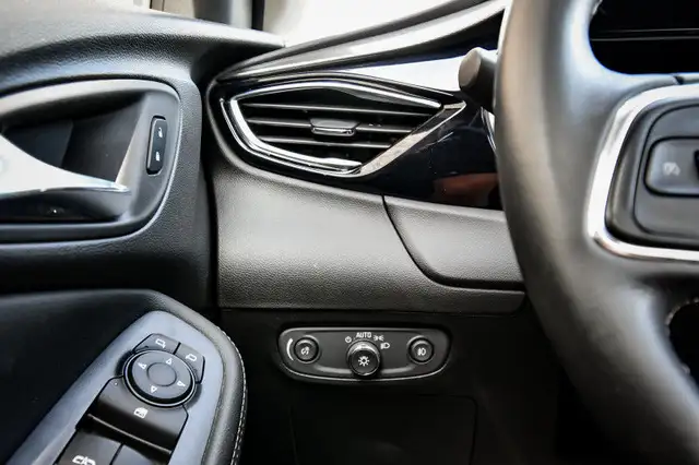 2023 Buick Encore GX Select • SUNROOF • POWER LIFTGATE • CP/AA in Cars & Trucks in Kingston - Image 13