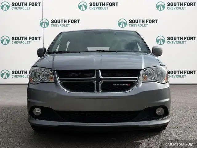 2019 Dodge Grand Caravan 35th Anniversary | Back-Up Camera | in Cars & Trucks in Strathcona County - Image 5