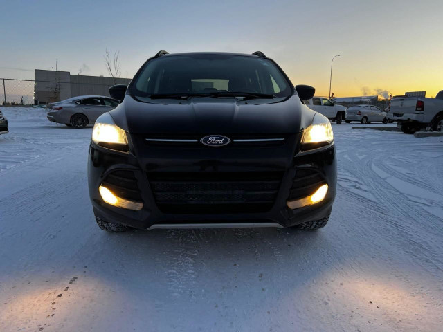 2014 Ford Escape SE 4WD | MOONROOF | NAVIGATION | $0 DOWN in Cars & Trucks in Calgary - Image 2