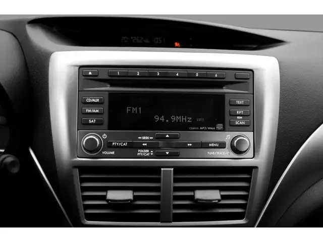 2009 Subaru Impreza 5dr HB Auto 2.5i w/Sport Pkg in Cars & Trucks in Oakville / Halton Region - Image 5