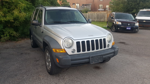2007 Jeep Liberty Sport in Cars & Trucks in Oshawa / Durham Region - Image 3