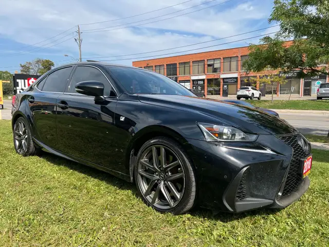 2018 Lexus IS IS 300 AWD62937539239937122