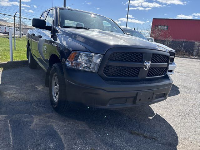 2023 Ram 1500 Classic TRADESMAN**CREW**4X4**8.4 in Cars & Trucks in Mississauga / Peel Region - Image 3