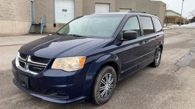 2012 Dodge Grand Caravan SXT Front-wheel Drive Passenger Van Aut in Cars & Trucks in Mississauga / Peel Region