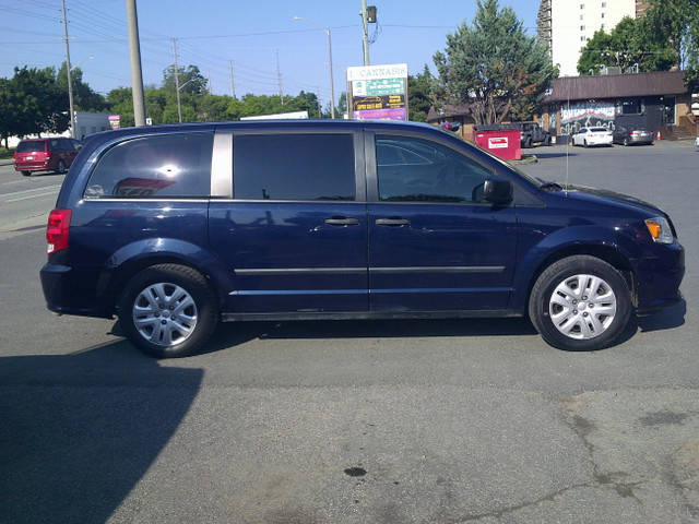 2015 Dodge Grand Caravan Canada Value Package 7 Seater ! in Cars & Trucks in Ottawa - Image 3