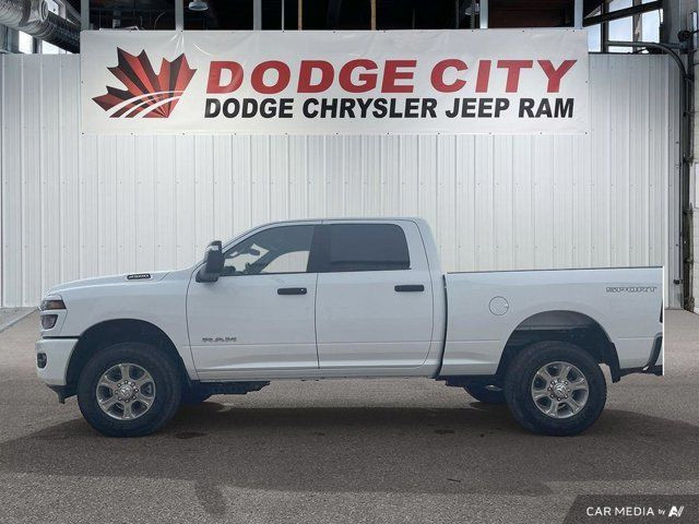 2025 Ram 2500 Big Horn 4x4 Crew Cab 6'4 Box in Cars & Trucks in Saskatoon - Image 2