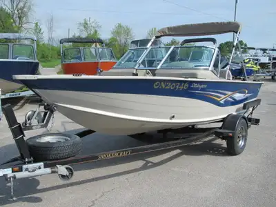 NICE CLEAN WELL CARED FOR SMOKERCRAFT STINGER 162-FULL WINDSHIELD, VINYL FLOOR, BUILT IN FUEL TANK,...