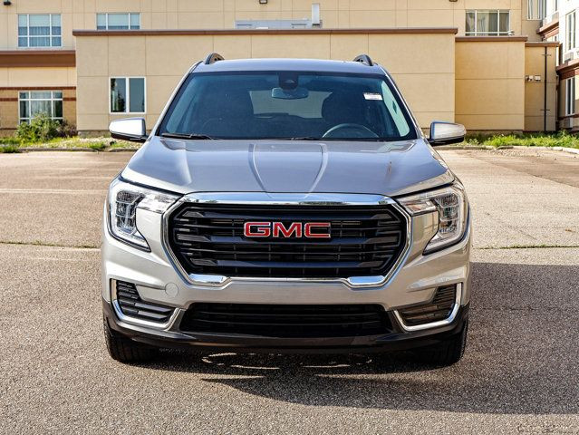 2023 GMC Terrain SLE 1.5L in Cars & Trucks in Strathcona County - Image 3