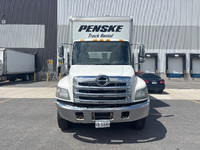 2019 HINO TRUCK 338;Heavy Duty Trucks - VAN-DRY CARGO - DELIVERY Penske Location 100 THORNHILL DR DA... (image 1)