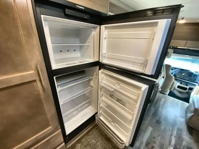 2022 Adventurer LP Class C Adventurer 24DS in RVs & Motorhomes in Prince George - Image 24