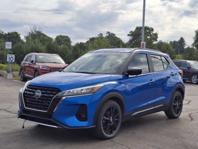2021 Nissan Kicks SR Premium | Leather | Bose Audio in Cars & Trucks in Guelph
