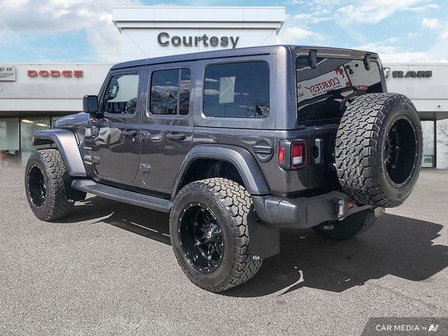 2021 Jeep Wrangler Unlimited Sahara | Cold Weather Group in Cars & Trucks in Calgary - Image 4
