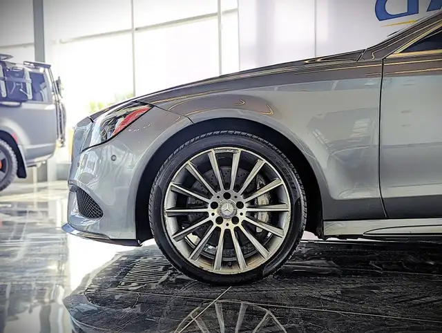 2017 Mercedes-Benz CLS-Class CLS550 4MATIC in Cars & Trucks in City of Montréal - Image 12