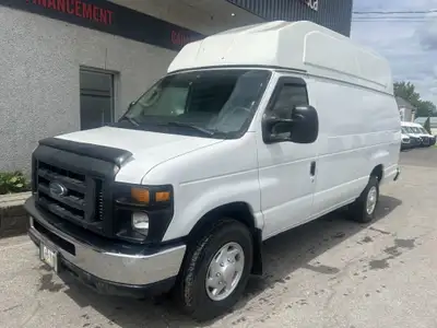 See Dealer Website for Details. 2013 Ford Fourgon Econoline Commercial GARANTIE AVANTAGE PLUS 12 MOI...