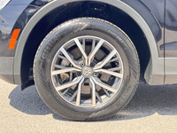 // JAMAIS ACCIDENTÉ! // // UN SEUL PROPRIÉTAIRE // Le Volkswagen Tiguan Comfortline 4MOTION 2021, af... (image 1)