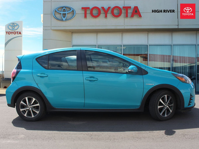 2019 Toyota Prius c Technology Auto for sale in Cars & Trucks in Calgary - Image 4