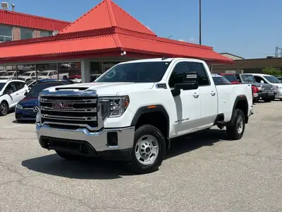 ACCIDENT-FREE CARFAX VERIFIED ONE OWNER WITH FULL SERVICE RECORDS AVAILABLE ! 6.6L V8 GAS AUTO 4X4 L...