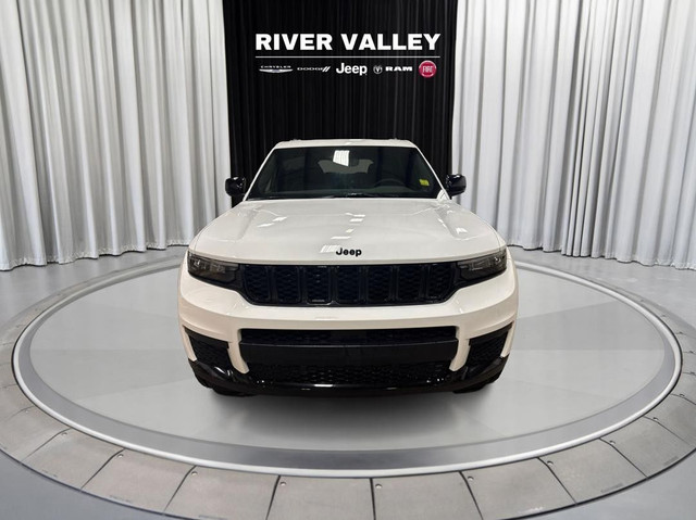 2024 Jeep Grand Cherokee L in Cars & Trucks in Strathcona County - Image 2