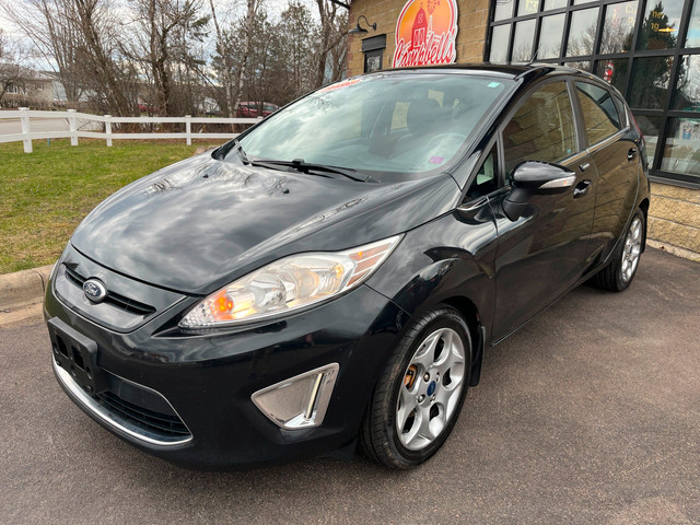 2013 Ford Fiesta Titanium Sunroof! AC! Htd. Seats! in Cars & Trucks in Moncton - Image 3