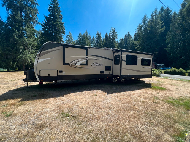 2017 KEYSTONE COUGAR 327RESWE (FINANCING AVAILABLE) in Travel Trailers & Campers in Saskatoon - Image 2