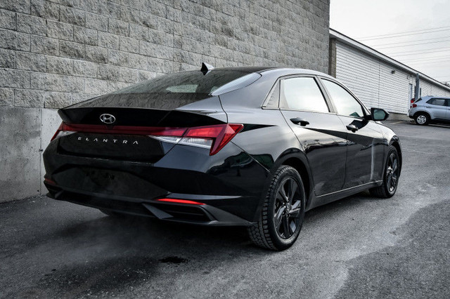 2021 Hyundai Elantra Preferred IVT • HEATED SEATS/STEERING • LAN in Cars & Trucks in Ottawa - Image 3