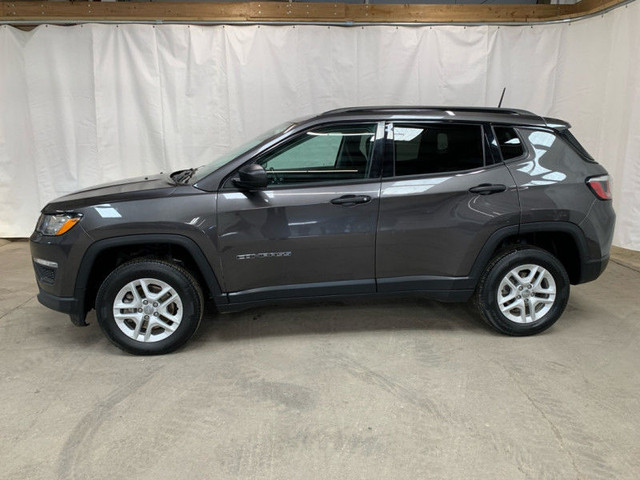 2018 Jeep Compass Sport Heated Seats, Heated Steering Wheel, Rem in Cars & Trucks in Lethbridge - Image 3