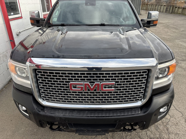 2016 GMC Sierra 3500HD DENALI | 6.6L DIESEL | CREW CAB | LONG BO in Cars & Trucks in Calgary - Image 2