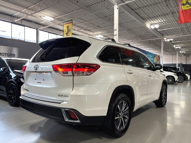 2018 Toyota Highlander XLE AWD|NAV|8PASSENGER|LEATHER|SUNROOF|AL in Cars & Trucks in City of Toronto - Image 4