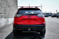 Off-Road Suspension, Apple CarPlay, Android Auto, Heated Mirrors! 6 LOCATIONS KINGSTON - (613) 384-5... (image 4)