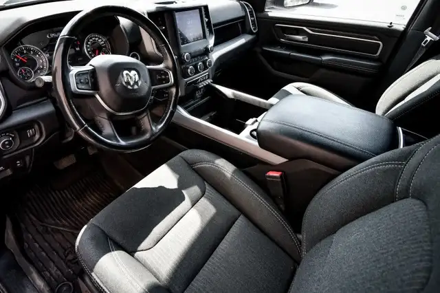 2020 Ram 1500 Big Horn - Aluminum Wheels - Chrome Accents in Cars & Trucks in Ottawa - Image 12