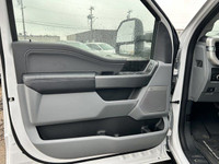 The 2025 Ford Super Duty F-350 SRW XLT CrewCab 160 is a powerhouse designed to meet the demands of b... (image 4)