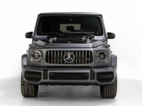 This stunning 2019 Mercedes-Benz AMG G63 is a local Ontario vehicle with a clean CARFAX report. Comb... (image 4)