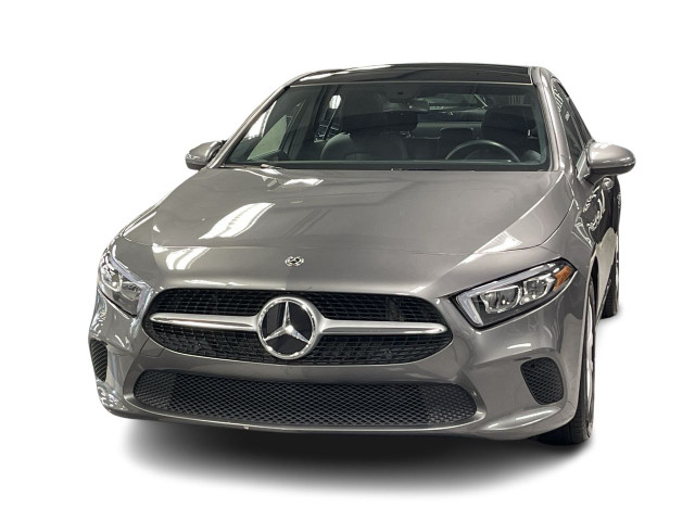 2019 Mercedes-Benz A220 4MATIC Sedan | Caméra | Toit Pano | Blue in Cars & Trucks in City of Montréal - Image 4