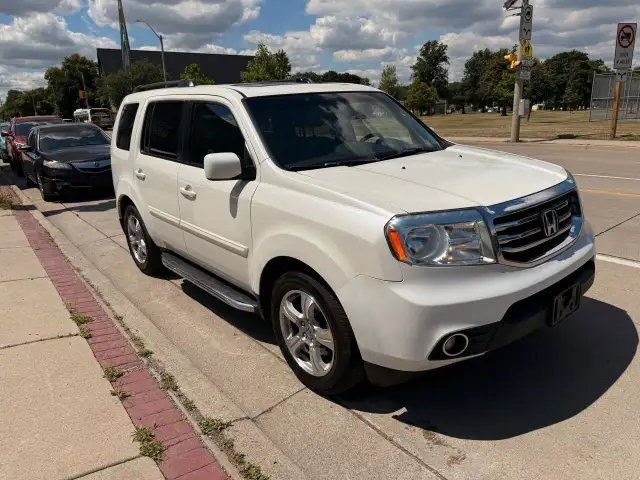 2015 Honda Pilot EX-L in Cars & Trucks in Hamilton - Image 6