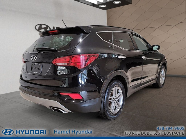  2018 Hyundai Santa Fe Sport 2.4L AWD in Cars & Trucks in Laval / North Shore - Image 3
