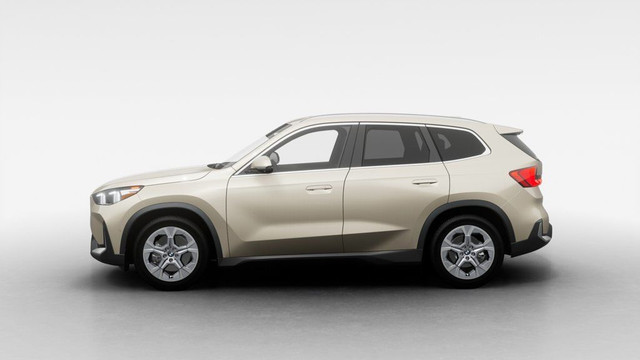 2026 BMW X1 xDrive28i | Luxe familial | Groupe Premium | Groupe dans Autos et camions  à Ville de Montréal - Image 4