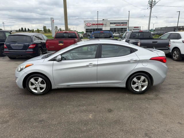 2011 Hyundai Elantra MANUAL, DRIVES GREAT, WELL MAINTAINED, CERT in Cars & Trucks in London - Image 2