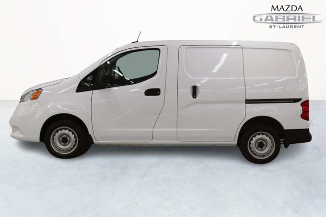 2021 Nissan NV200 Compact Cargo in Cars & Trucks in City of Montréal - Image 3