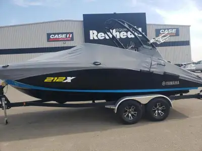 **FRESH TRADE!** 2022 Yamaha Marine 212XE The Yamaha 212XE is specifically designed for watersports...