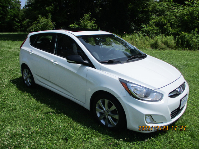 2012 HYUNDAI ACCENT*FULLY LOADED*IMPECCABLE*DRIVES FLAWLESS*NO RUST in Cars & Trucks in Oshawa / Durham Region - Image 3