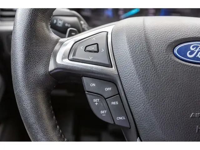 2022 Ford Edge SEL AWD | REMOTE START | HEATED SEATS | CLEAN CAR in Cars & Trucks in Winnipeg - Image 26
