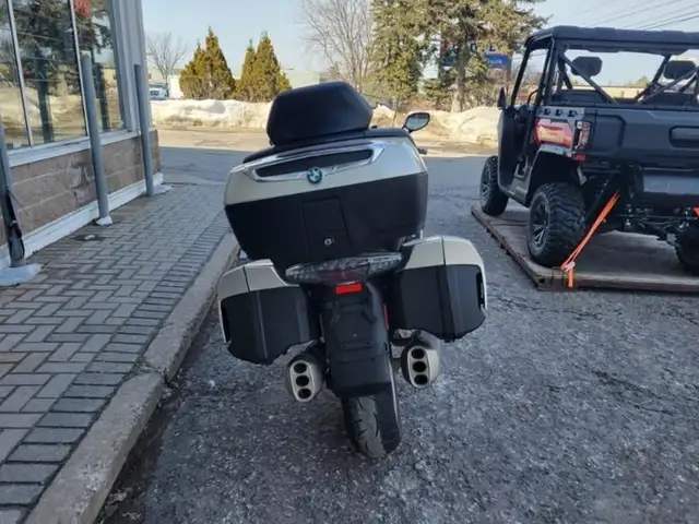 2011 BMW K 1600 GTL in Sport Touring in Ottawa - Image 5