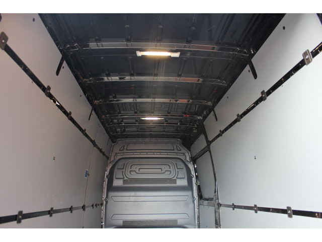  2018 Mercedes-Benz Sprinter Cargo Van 3500XD - 3.0L DIESEL - 3  in Cars & Trucks in City of Toronto - Image 2